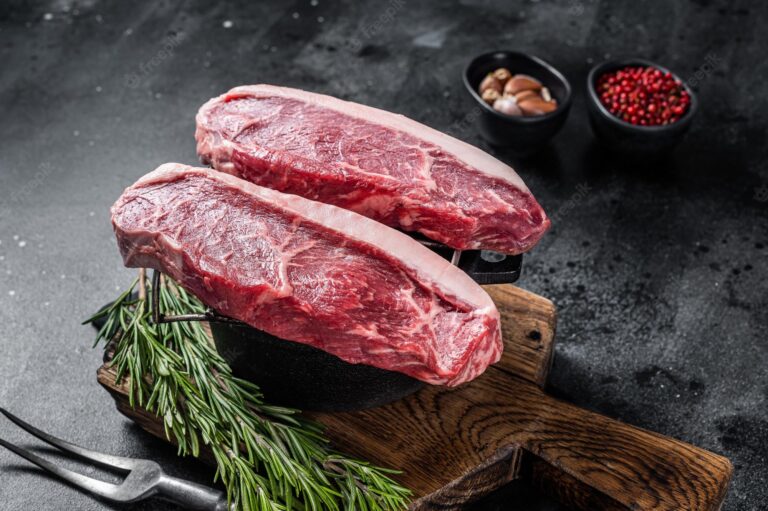 raw-top-sirloin-beef-meat-steak-brazilian-picanha-grill-black-background-top-view_89816-39180